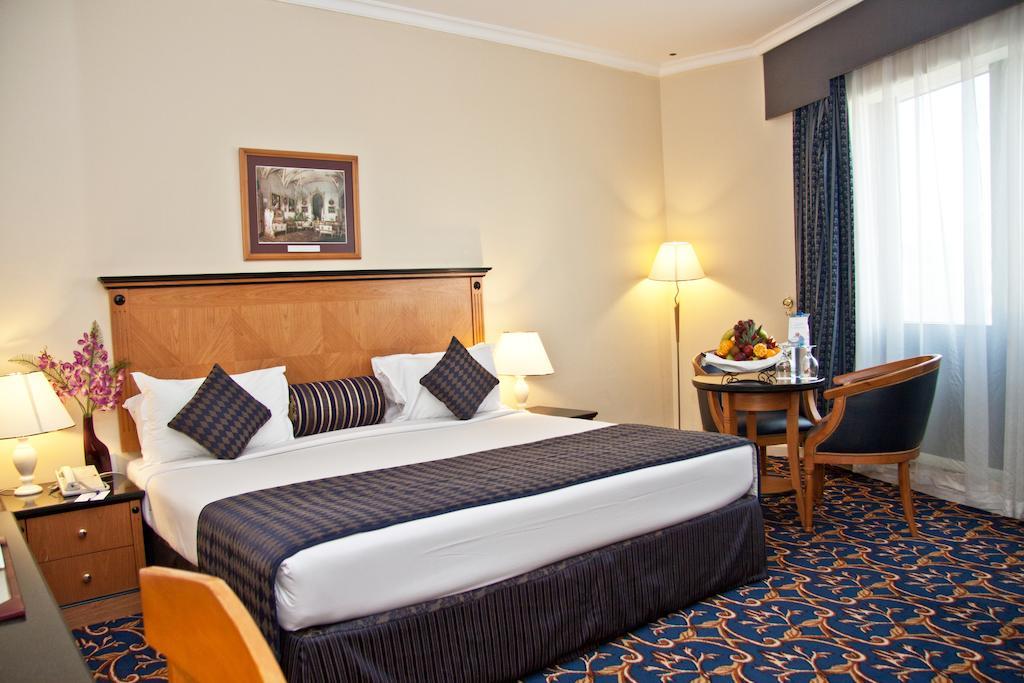 Regal Plaza Hotel Dubai Exterior photo